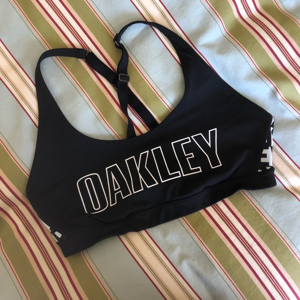 black and white L oakley sports bra